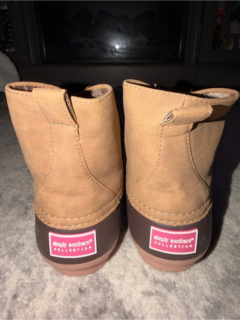 Simply Southern Brown Plaid Duck Boots Women’s Size 7